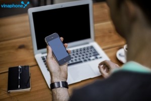 nhan-uu-dai-hap-hap-tu-cac-goi-cuoc-tra-sau-vinaphone-doanh-nghiep